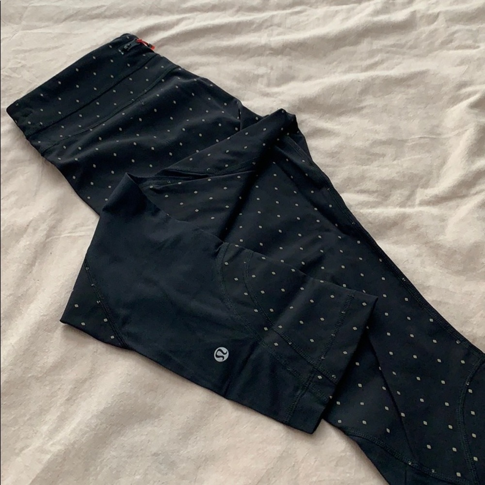 Lululemon Polka Dot Pace Rivals